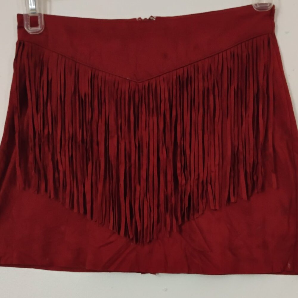 Forever 21 Dark Red Western Faux Suede Miniskirt Size S Zip closure Long Fringe